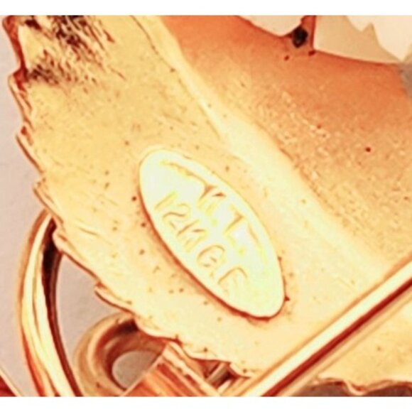 Vintage "KL" Celluloid Creamy Rose 12K GF Circle Brooch W Green Enamel Leaves - Picture 4 of 6